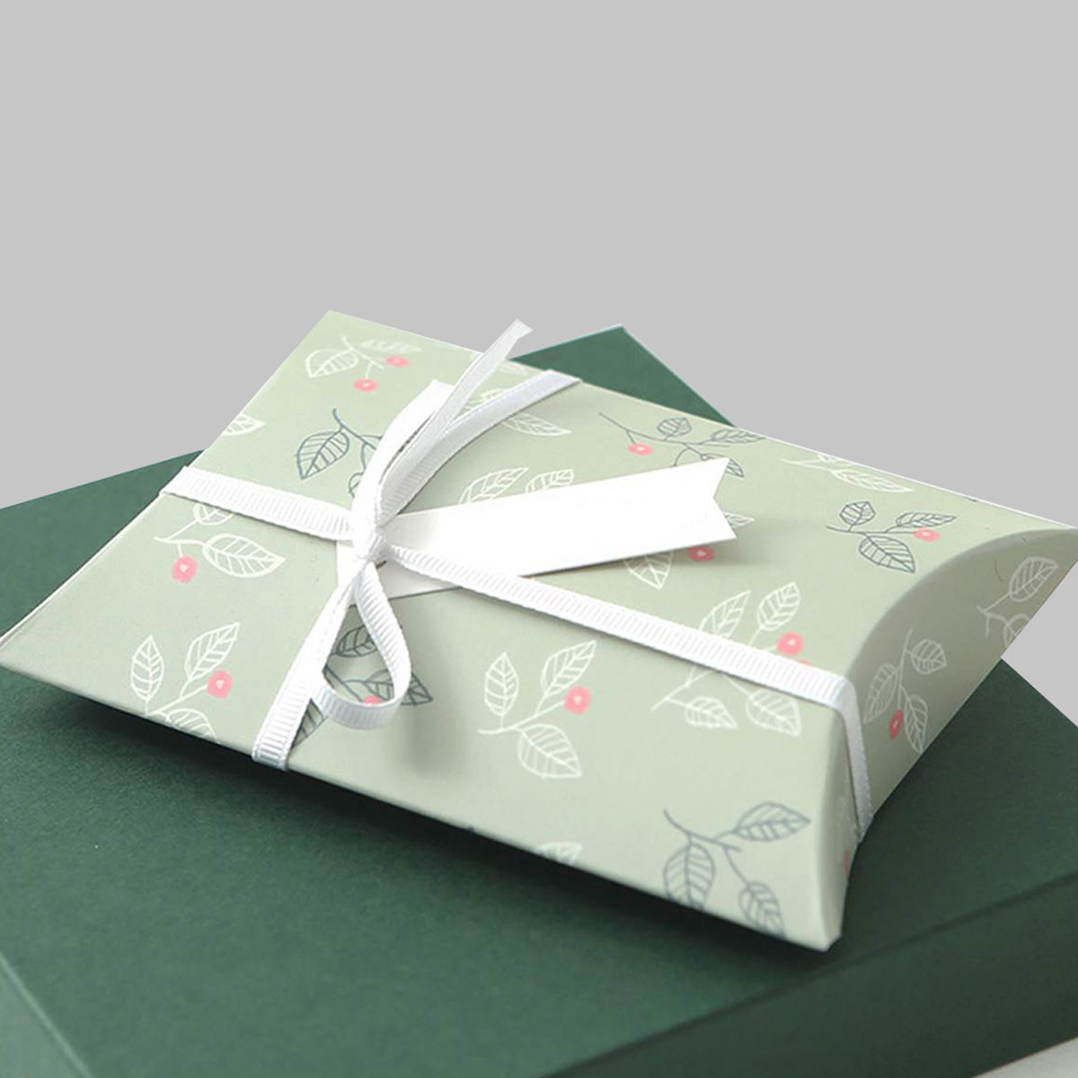 Gift-Pillow-Boxes